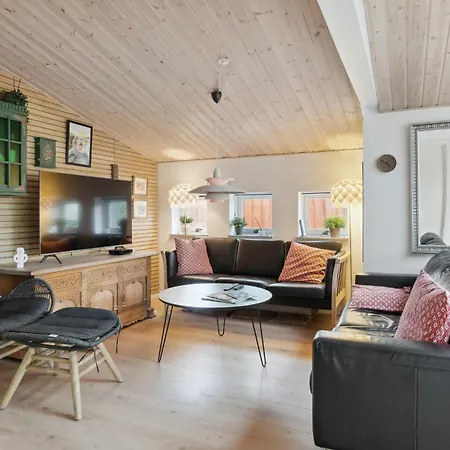 Lovely In Gorlev With House A Panoramic View Holiday home Reerso